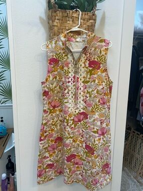 Spartina 449 Floral Shift Dress in Pink & Olive on Cream.  Like new XL.